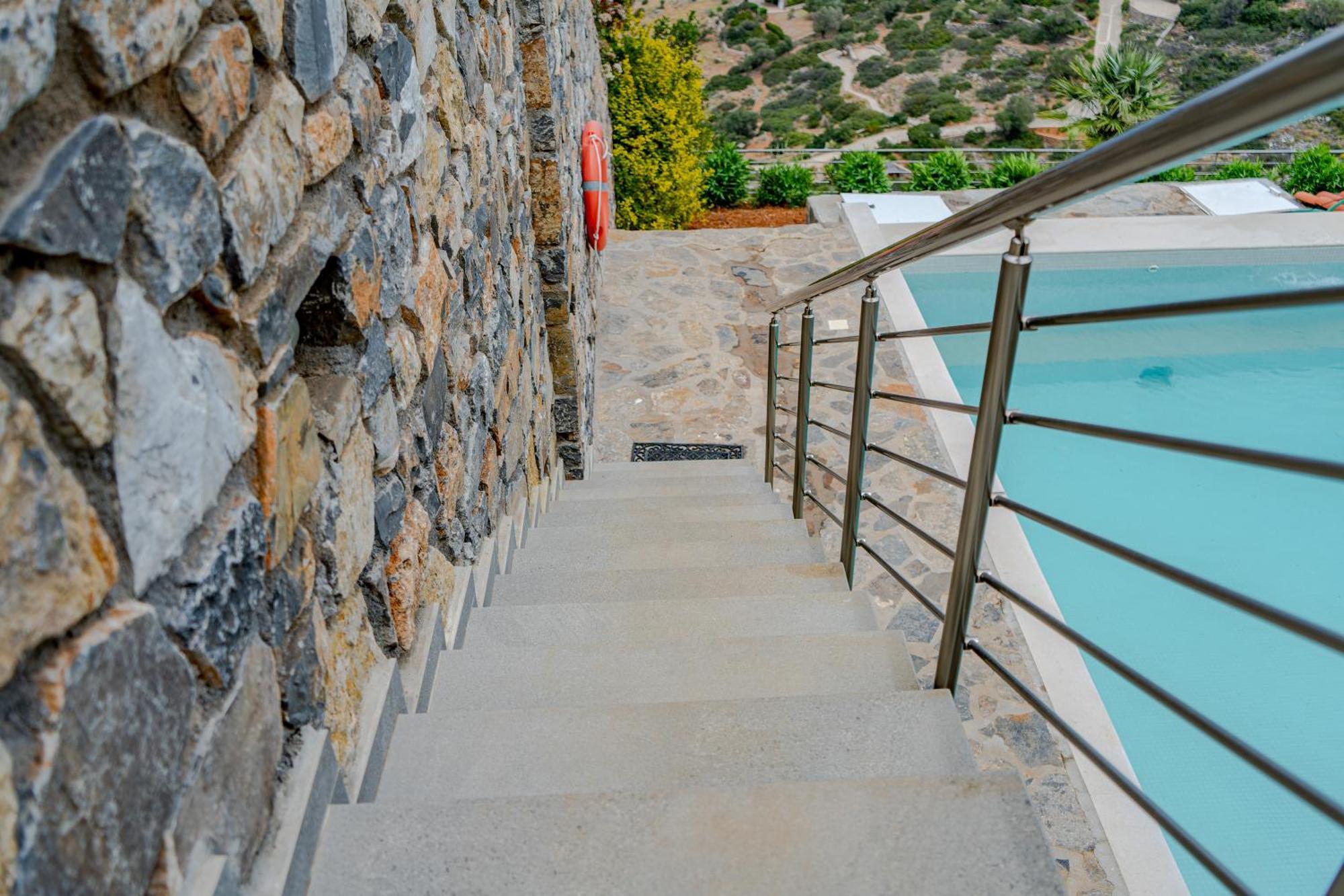 Elounda Sunrise Villa Exterior photo